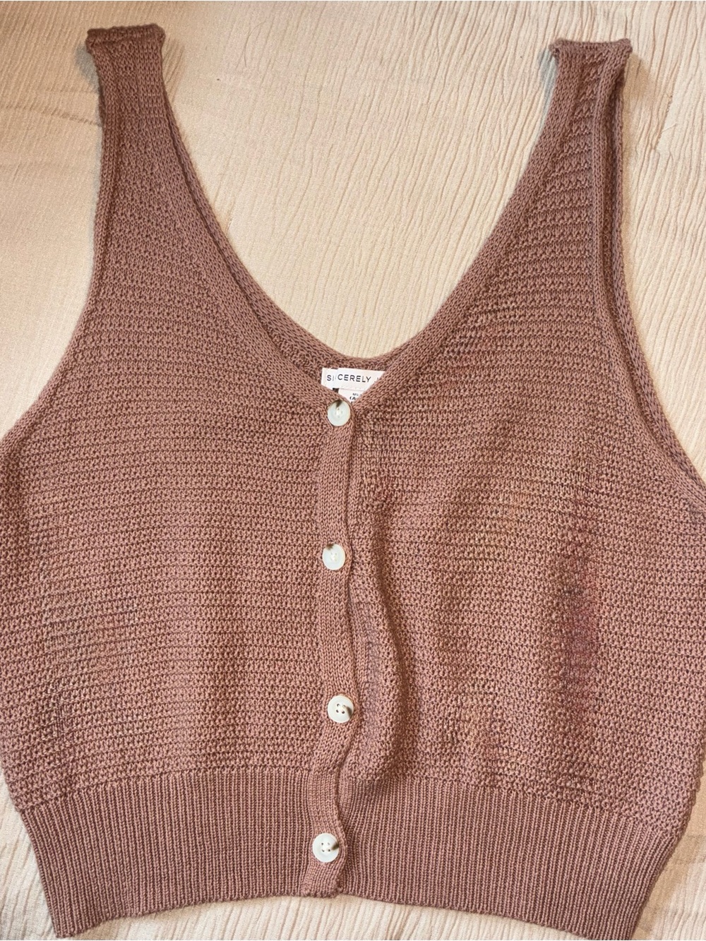 Sincerely Jules Button-Front Knit Crop Tank; Size Large. - Picture 1 of 3